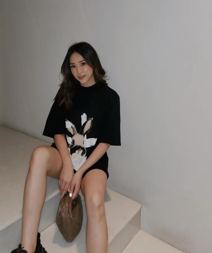 Oversized Tee